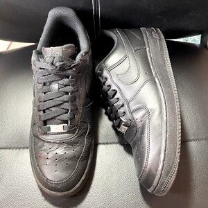 Nike Air Force 1 Sneakers Black Low Size 8.5